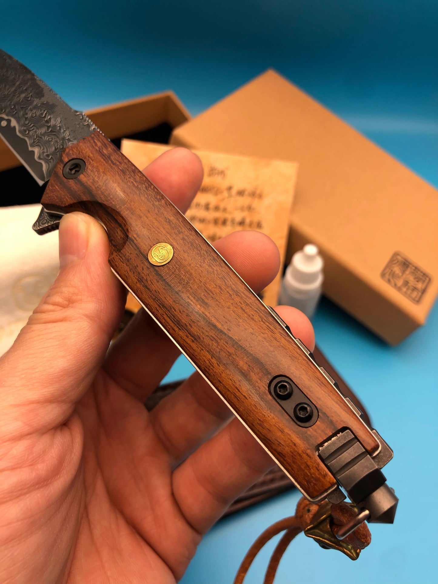 Folding Knife | Damascus Pattern Steel | Desert Ironwood Handle | Dalong