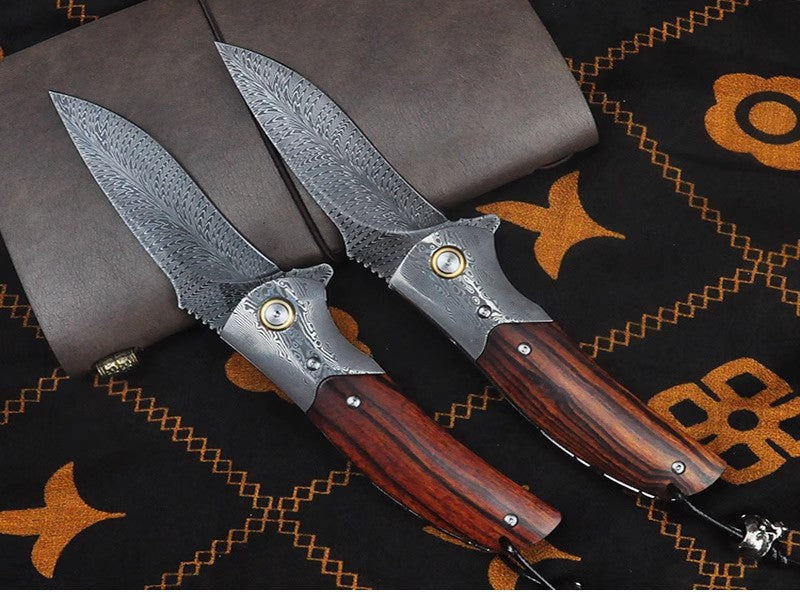Folding Knife | Forged Feather Pattern | Black Tortoise