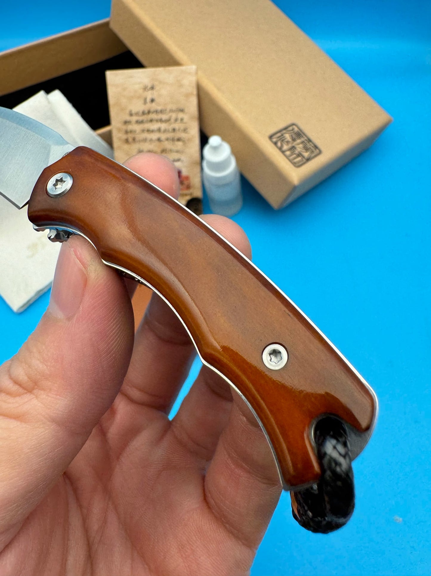 Folding Knife | Ox Bone Handle | Red Fox