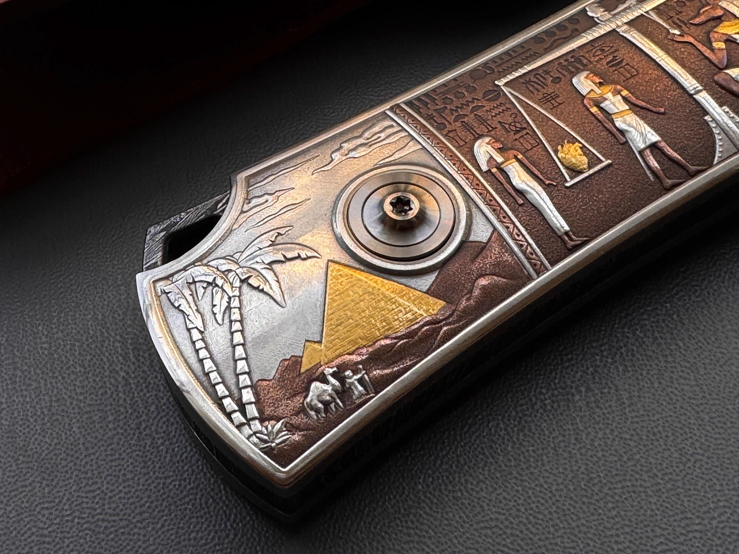 Egyptian Pharaoh Collection-level Damascus Knife