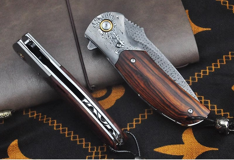 Folding Knife | Forged Feather Pattern | Black Tortoise