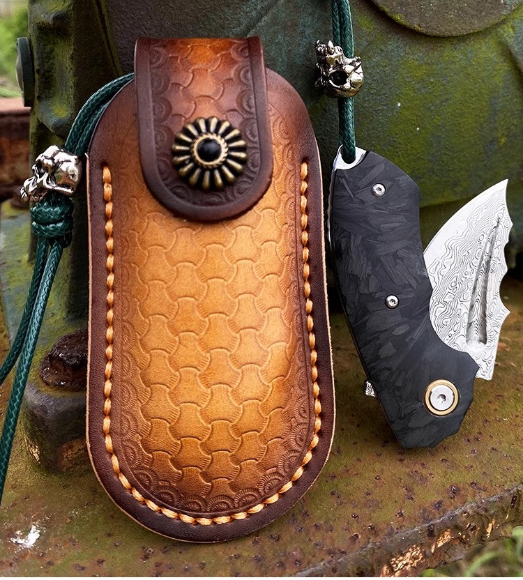 Folding Knife | Japanese VG10 Damascus steel | Demon Cow