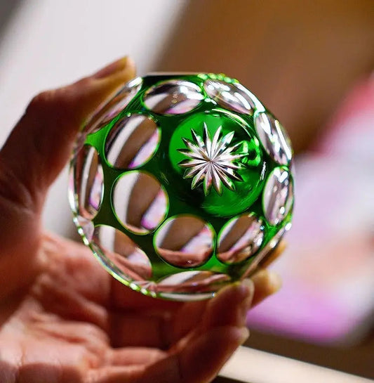 KAGAMI Edo Kiriko Wine Glass Jade Green Hydrangea - Goglasscup