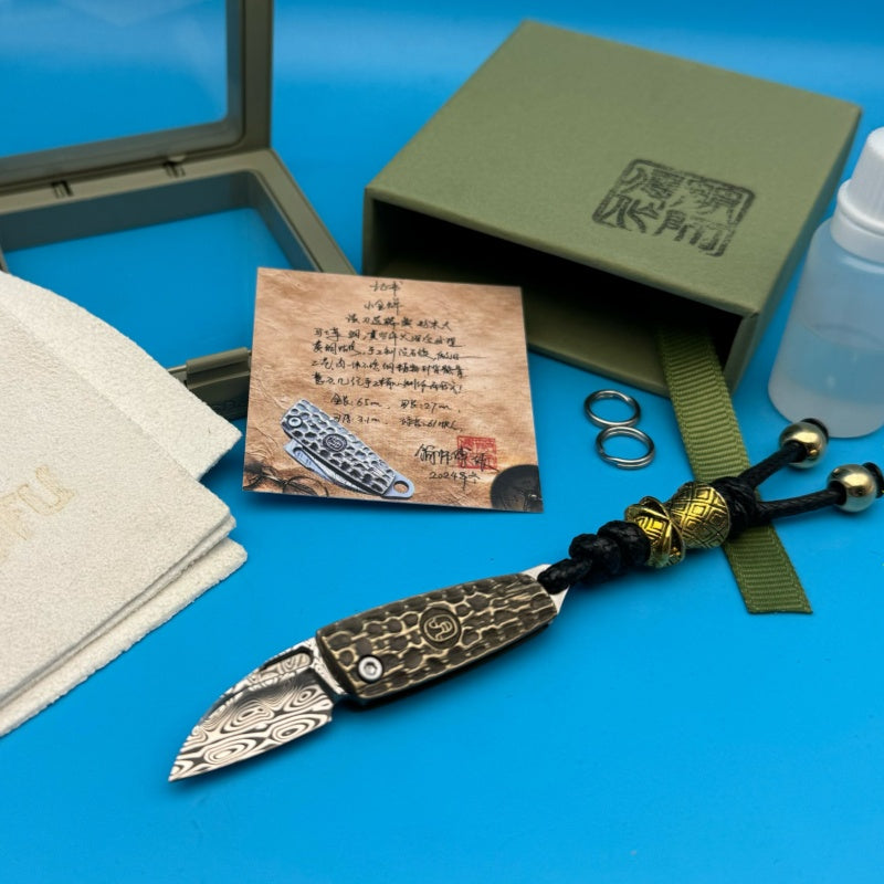 Pocket Knife | Swiss Powder Steel | Damascus Steel | Golden Cicada