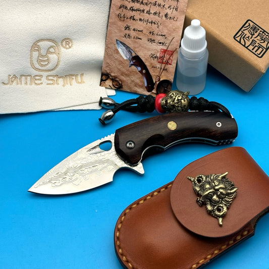 Folding Knife | Damascus Steel | VG10 Steel | Bull