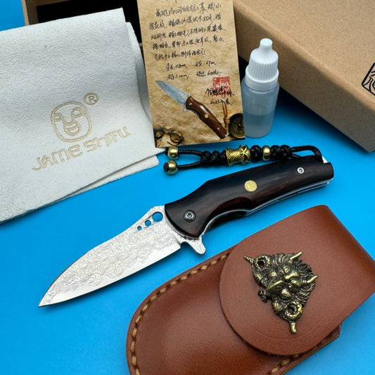 Folding Knife | Damascus Pattern Steel | VG10 Steel | Kitty Hawk