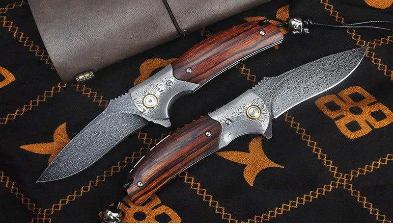 Folding Knife | Forged Feather Pattern | Black Tortoise