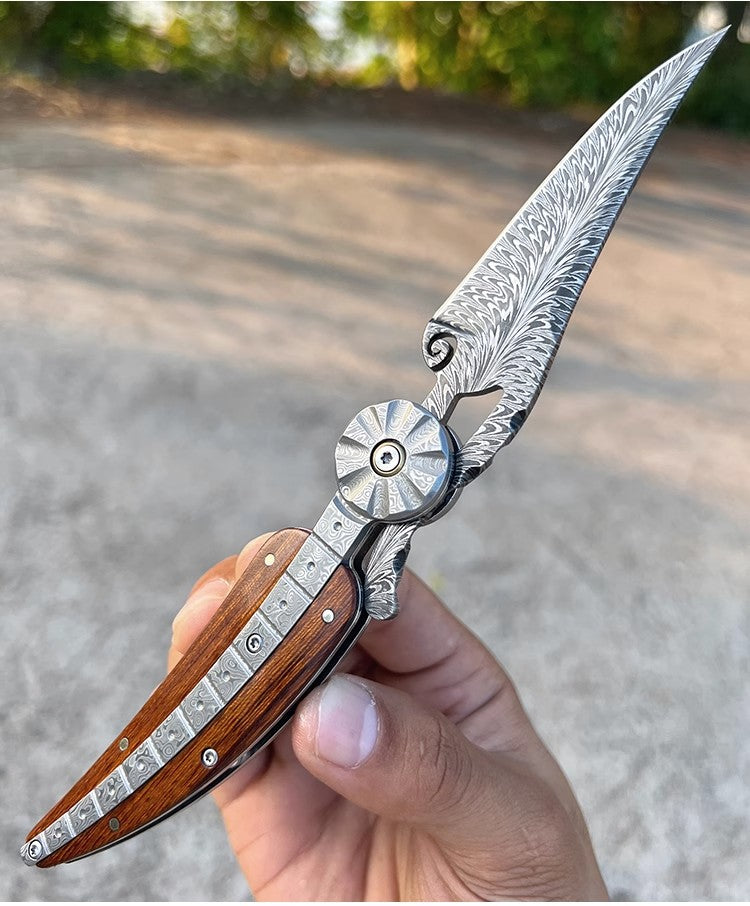 Damascus Steel Feather Pattern Folding Knife High Hardness