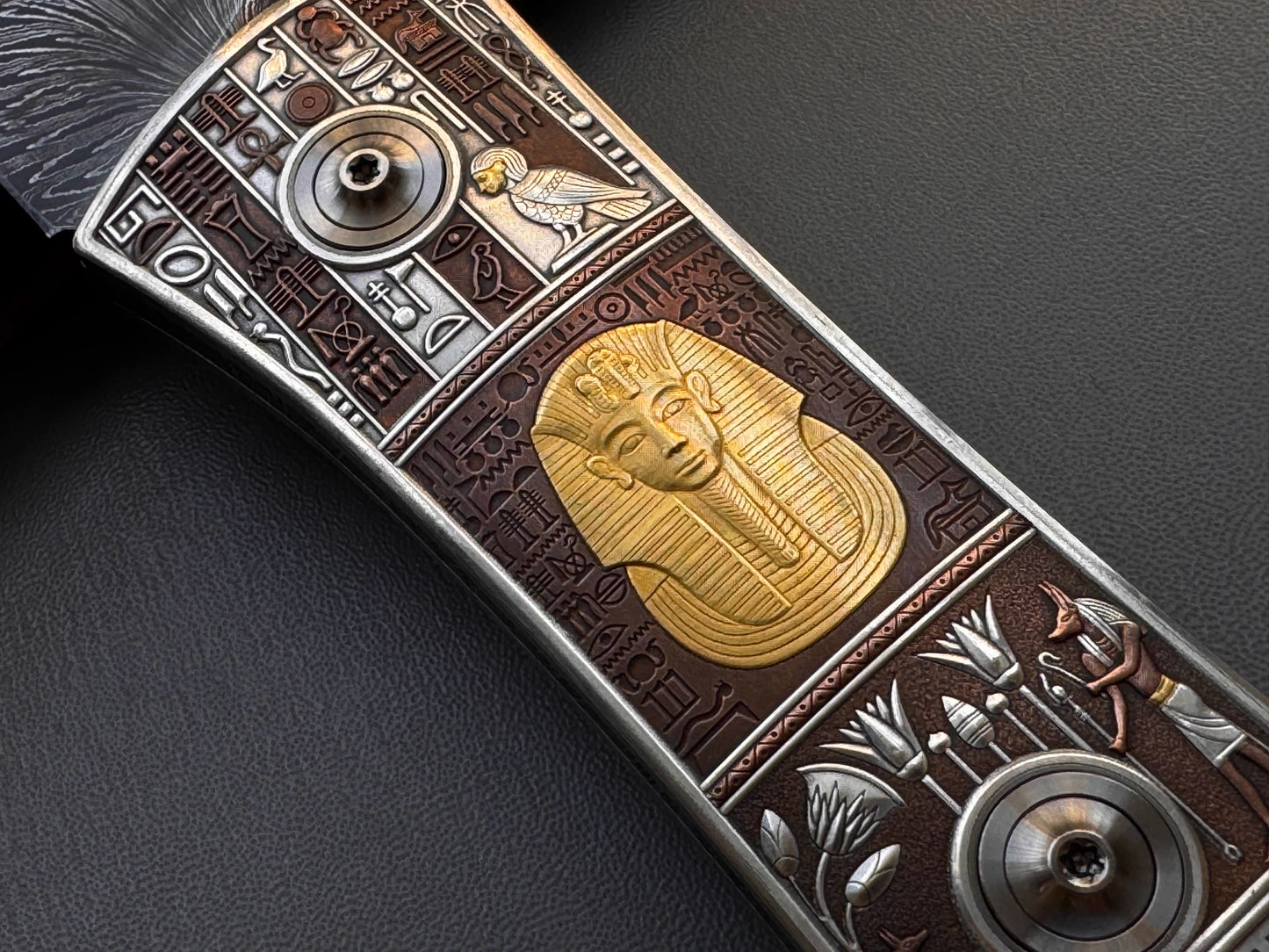 Egyptian Pharaoh Collection-level Damascus Knife