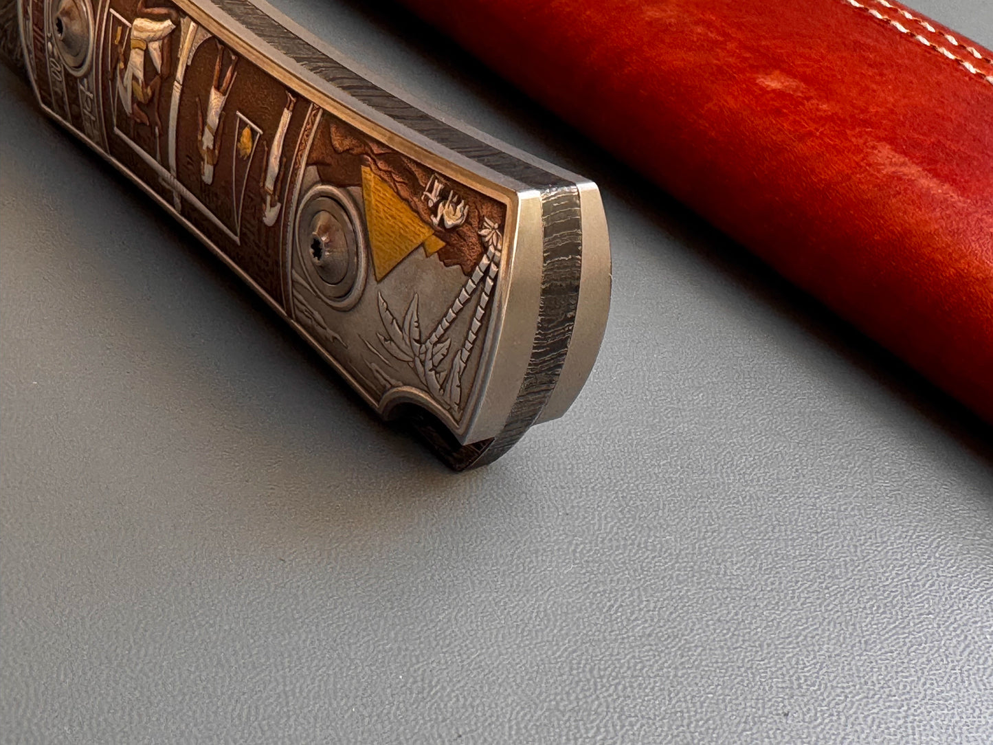 Egyptian Pharaoh Collection-level Damascus Knife
