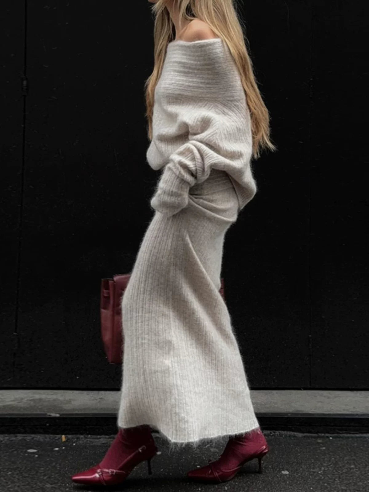 One-Shoulder Sweater & Fishtail Skirt Two-Piece Set