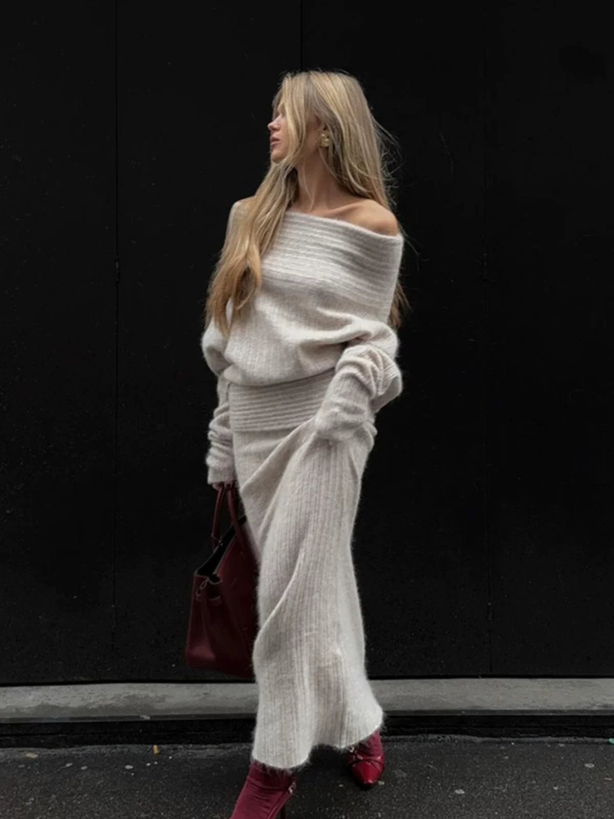One-Shoulder Sweater & Fishtail Skirt Two-Piece Set