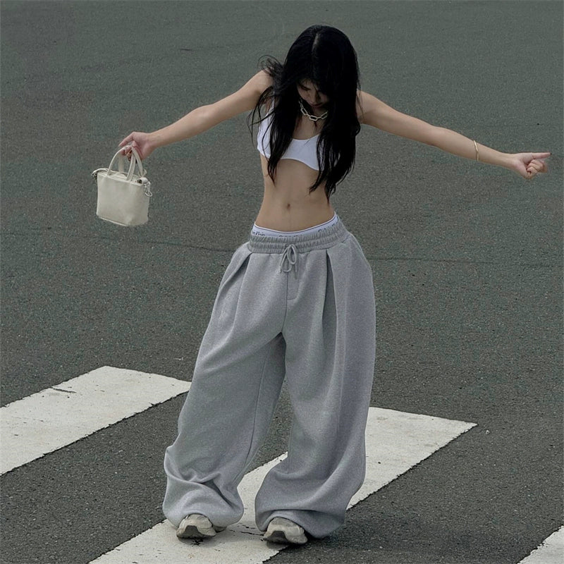 Street Print Pleated Gray Sweatpants